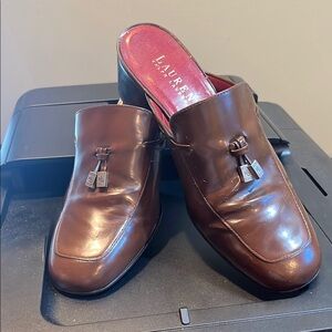 Ralph Lauren Slip on cherry leather Mules red insole size 6.5 Silver LEL charms